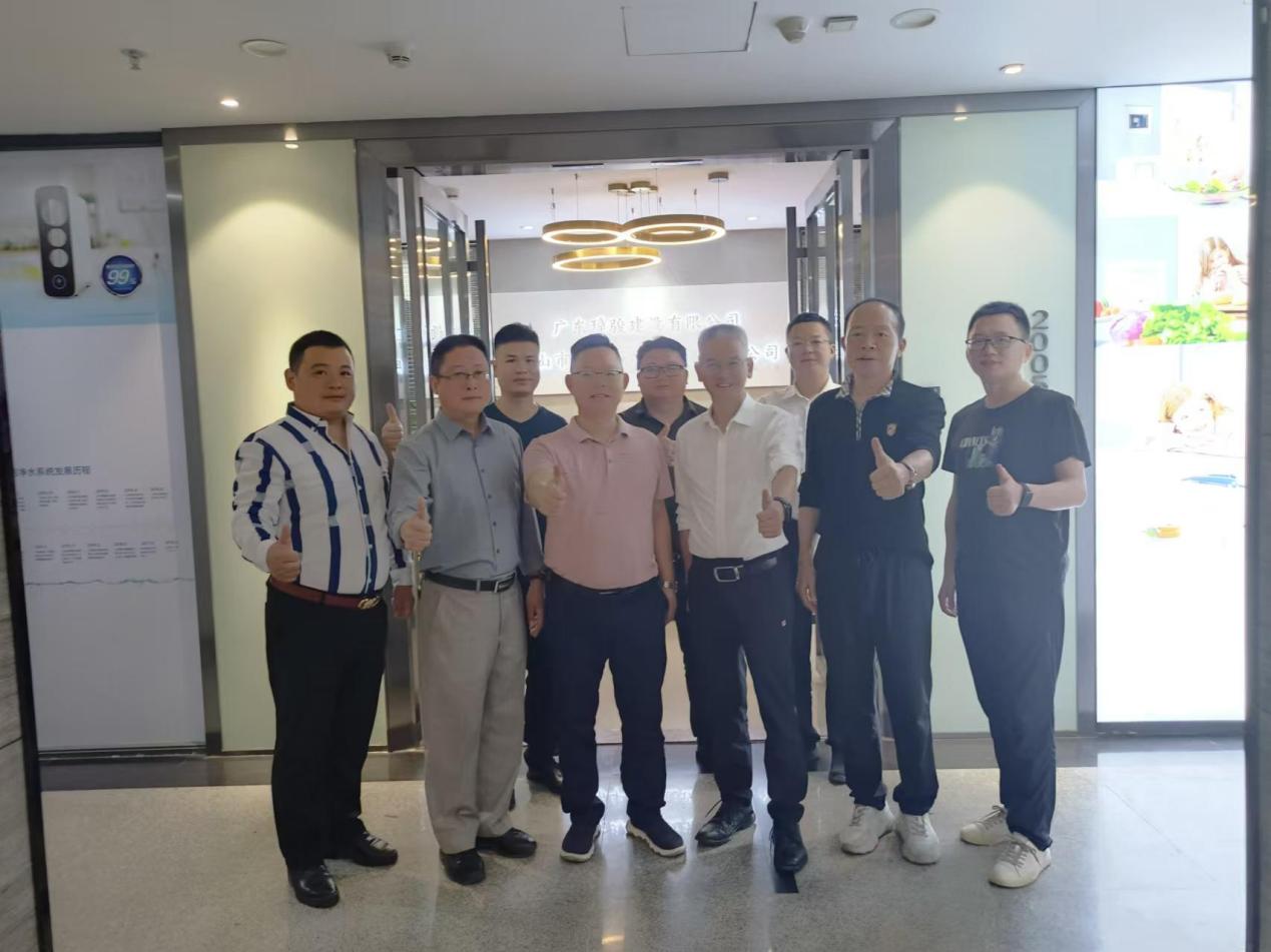 9412484a33cddb07ab60eb0f8e363cd